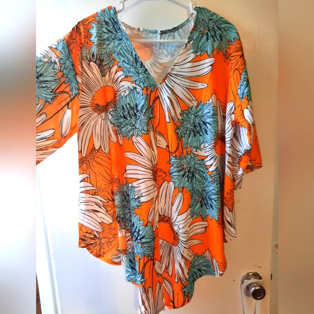 Batwing floral shirt